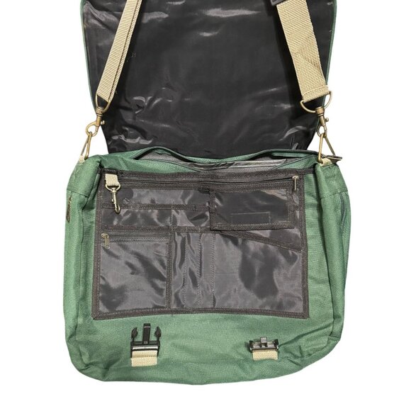 Leeds Messenger Bag With Adjustable Strap & Multiple Compartments - Picture 7 of 7